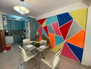 Apartment, 3 Bedrooms | Dining room - Familia y Grupos Luces Navidad Vigo (Vigo)