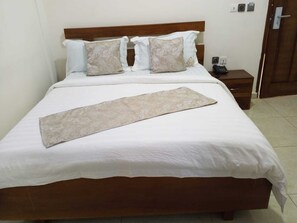 デラックス ルーム プールビュー