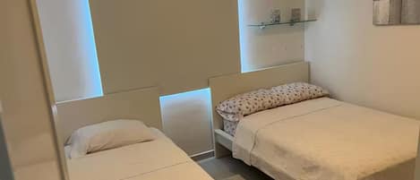 3 chambres, fer et planche Ă repasser, accĂšs au Wi-Fi (inclus)