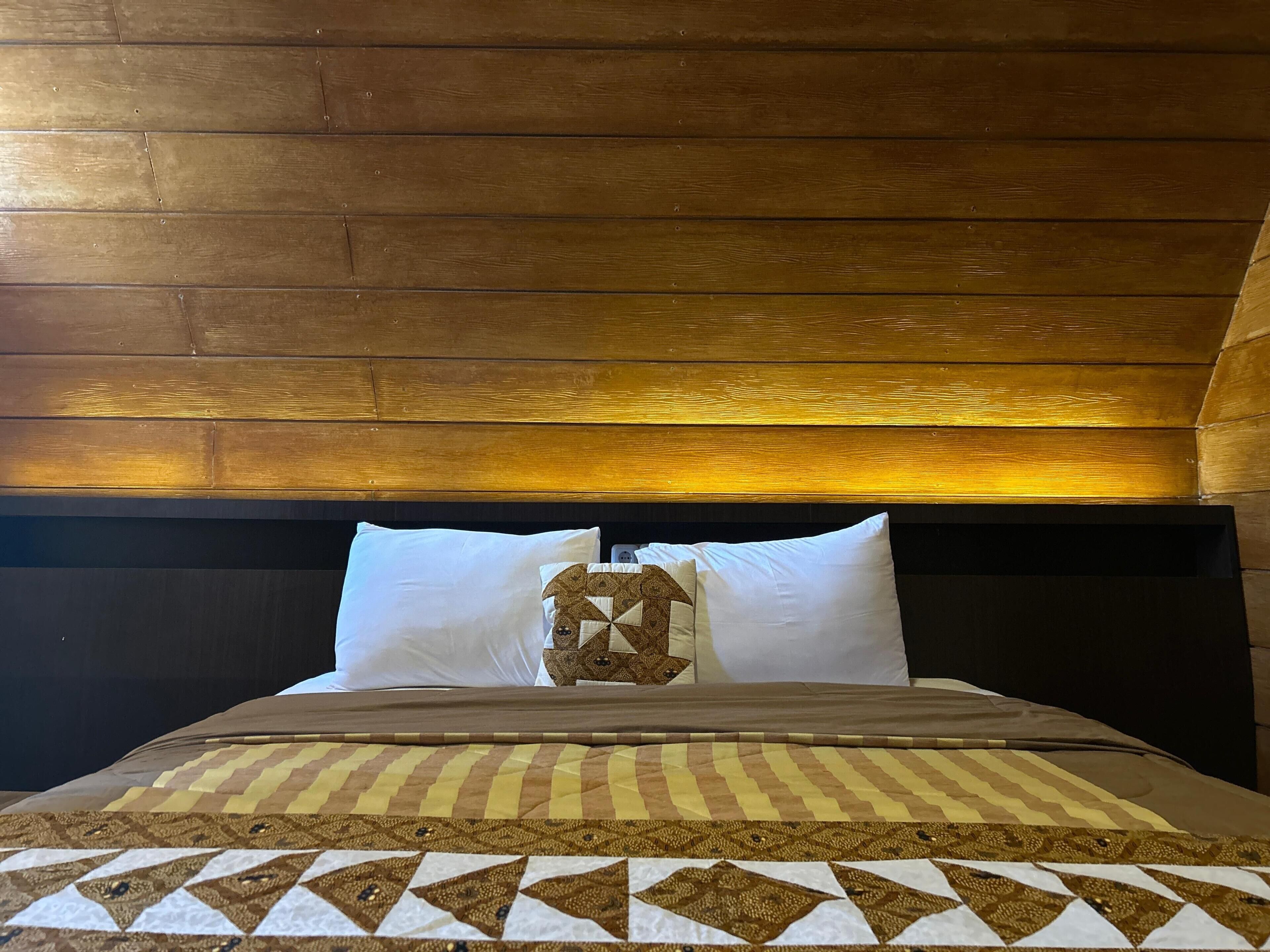 Deluxe Villa | Desk, laptop workspace, free WiFi