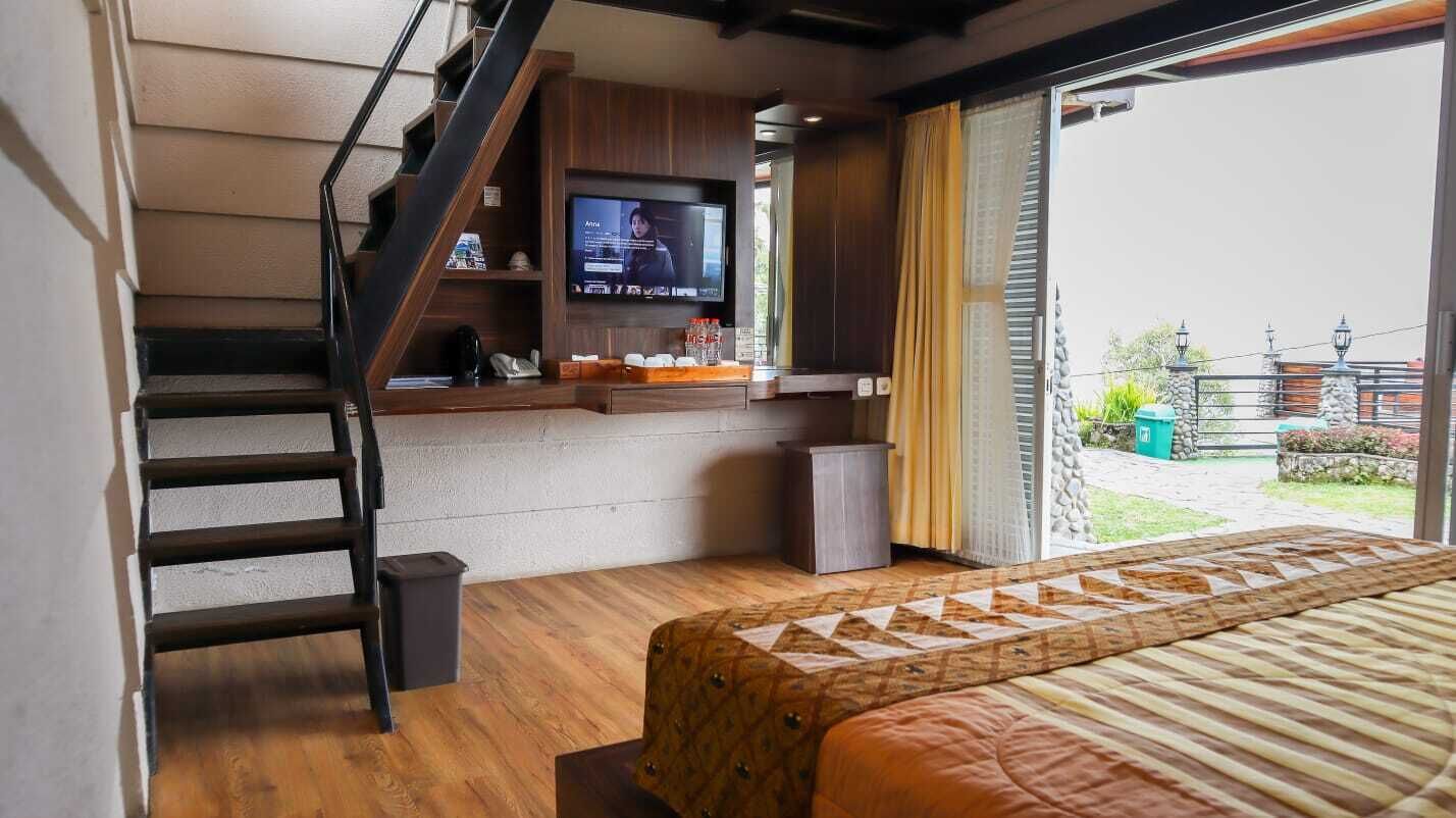 Deluxe Room | Desk, laptop workspace, free WiFi