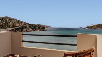 Luxury Suite, Sea View | Property grounds