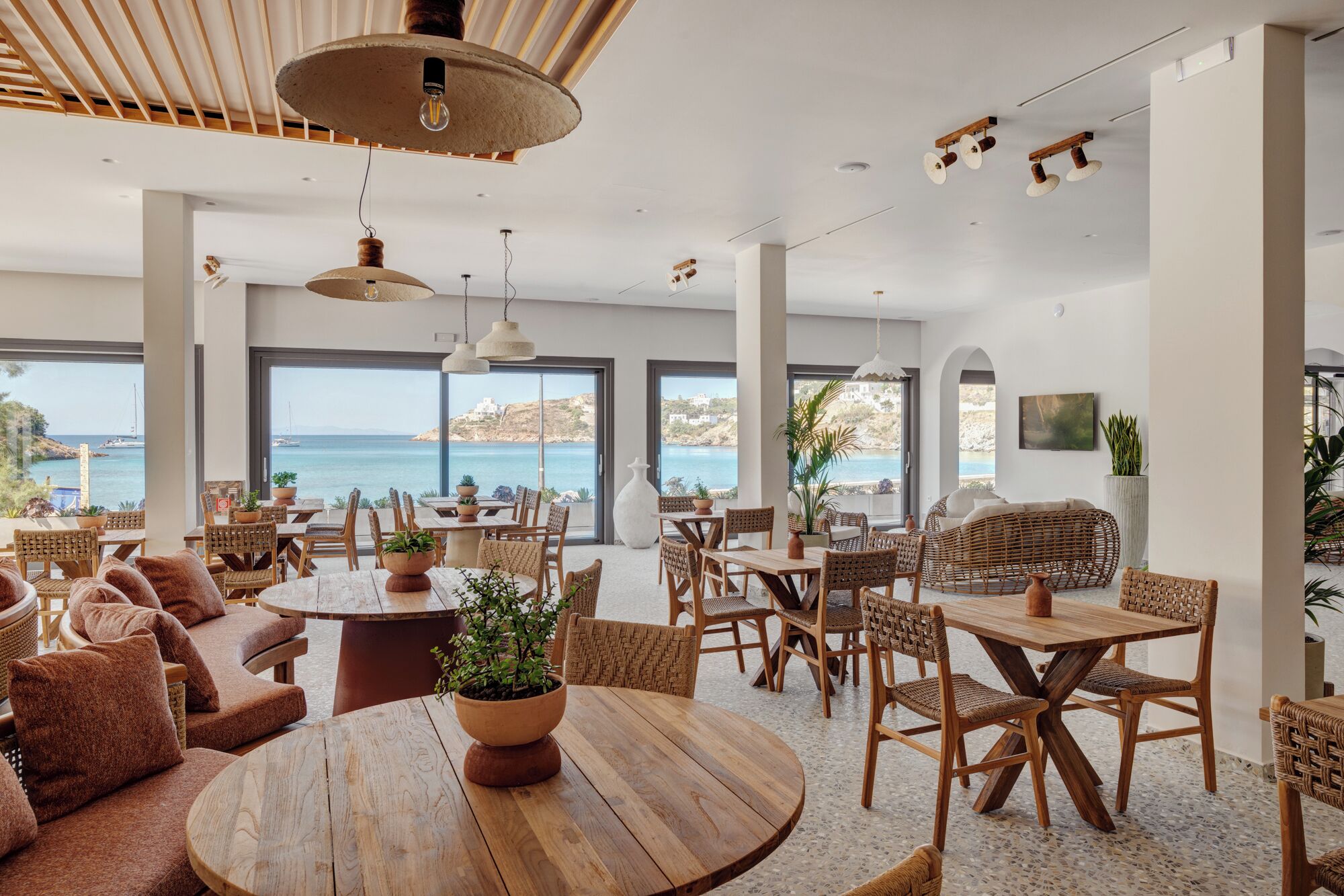 Café da manhã, almoço e jantar