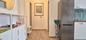Private kitchen - 3BR Apartment with 3 Private Bathrooms near Vatican (Roma)
