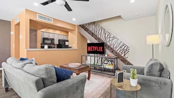 TV, studio