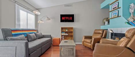 TV og kontorer