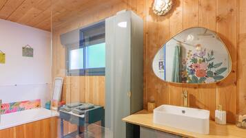 Douche, serviettes fournies