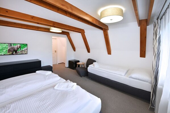 Triple Room | Free WiFi - Penzión Chata Valaška (Vysoke Tatry)