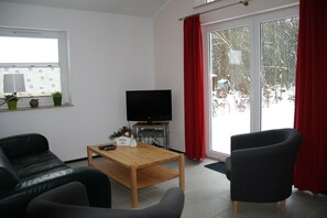 House | Living room - Bungalow Near Eifel Ski Lift (Gerolstein)