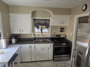 Private kitchen - Little Yellow House on 7th
Louisville KY - North (Jeffersonville)