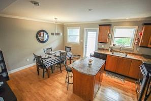 Fridge, microwave, oven, stovetop - Inviting Townhome in St. John's City Center! (St. John's)