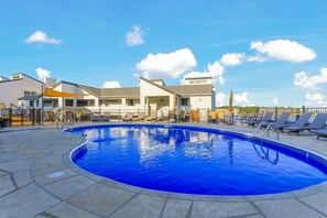 A heated pool - HUGE Views at Bridgepointe Condos! (Osage Beach)