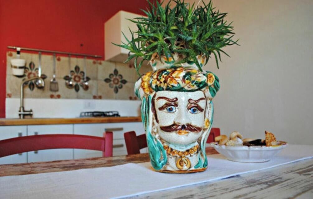 Comfort Apartment, Courtyard View | Private kitchen