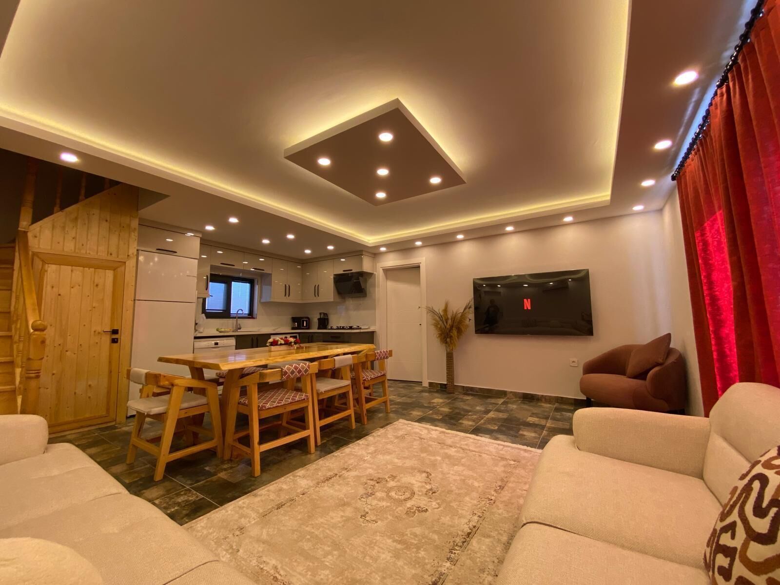 Family Duplex, 3 Bedrooms, Private Pool, Pool View | Living area