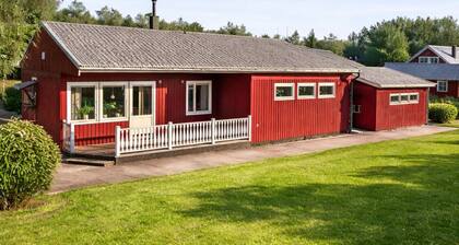 Central house with AC near the beach