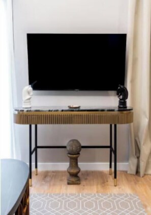 Interior - Your Peaceful Luxury Stay in the Heart of Madrid (Madrid)