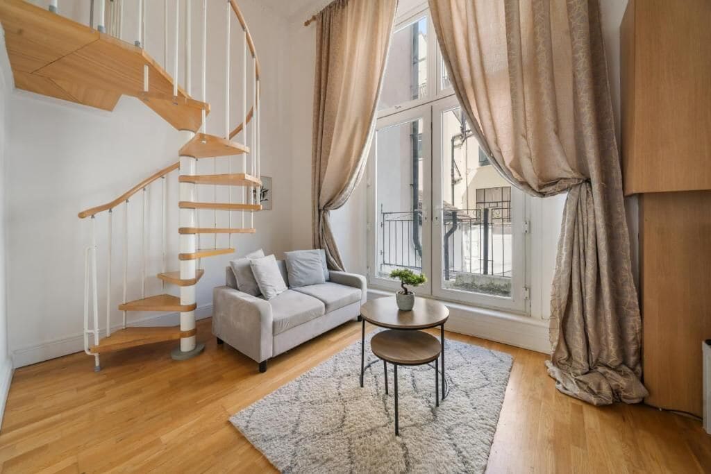 Deluxe Apartment, Balcony | Living area