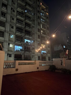 Exterior - Room in a shared house (Caba)