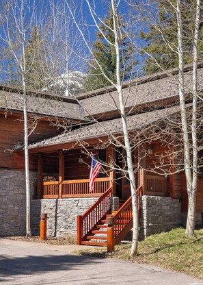 Exterior - Outpost: Granite Ridge Homestead 3145 - Private Hot Tub! (Teton Village)