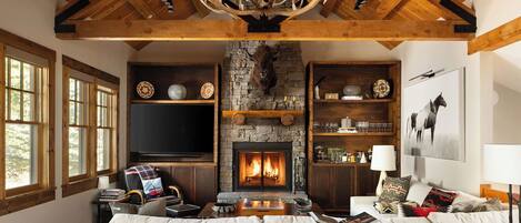 Smart-TV, Kamin