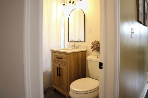 Charming Urban Cottage