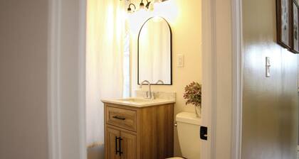 Charming Urban Cottage