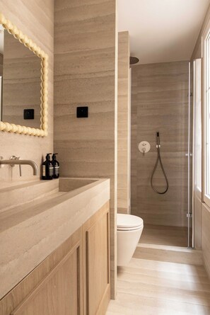 Apartment | Bathroom - Design Apartment a/c 3br/8p - Notre Dame (Paris)