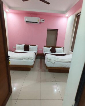 Basic Double Room