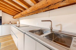 Private kitchen - Penthouse in palazzo San Donnini (Modena)