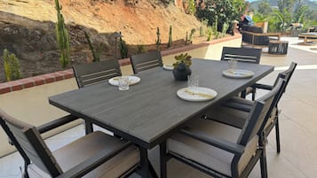 Outdoor dining