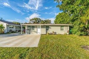 Exterior - Noel Real Estate - Naples (Naples)