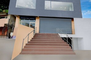 Exterior - Townhouse Prayagraj Near Railway Station (Prayagraj)