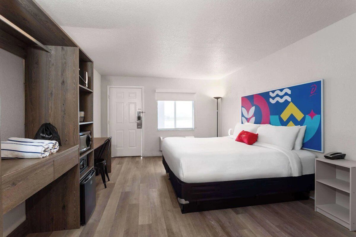 1 chambre, fer et planche à repasser, Wi-Fi gratuit, draps fournis
