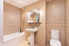 Shower, hair dryer, towels - Sea, Sun & Relax in Alcalá (Guía de Isora)