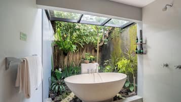 Dusche im Bad