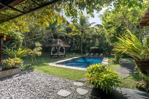 Mặt tiền nơi lưu trú