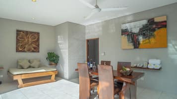 40-inch LED TV with satellite channels, offices