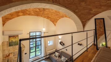 Suite monolocale familiare, vista giardino | Interni