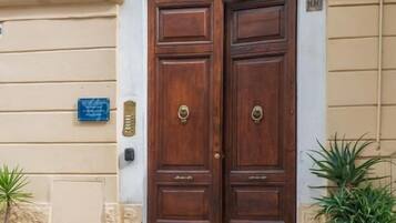 Suite Studio Familiale, vue jardin | DĂ©tail de lâextĂ©rieur