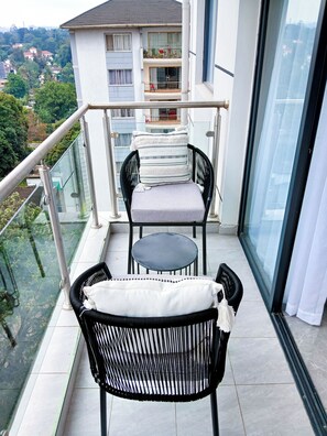 Property grounds - Serene Executive 1BR in Upscale Kileleshwa (Nairobi)