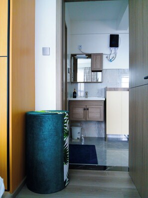 Interior - Serene Executive 1BR in Upscale Kileleshwa (Nairobi)