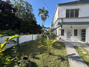 Exterior - Beautiful 2-bedroom apartment with AC in delightful Tanamá (Tanamá)
