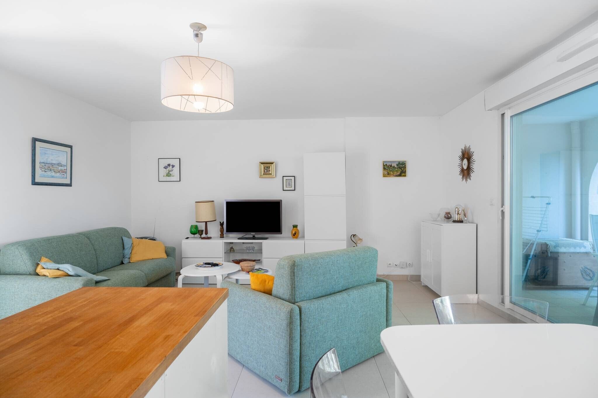 Appartement 'Grand T2 Proche Plage' Avec Vue Sur Le Lac, Piscine Partagée Et Climatisation - Sanary-sur-Mer