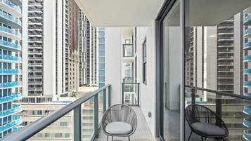 Departamento, vista a la ciudad | Balcón