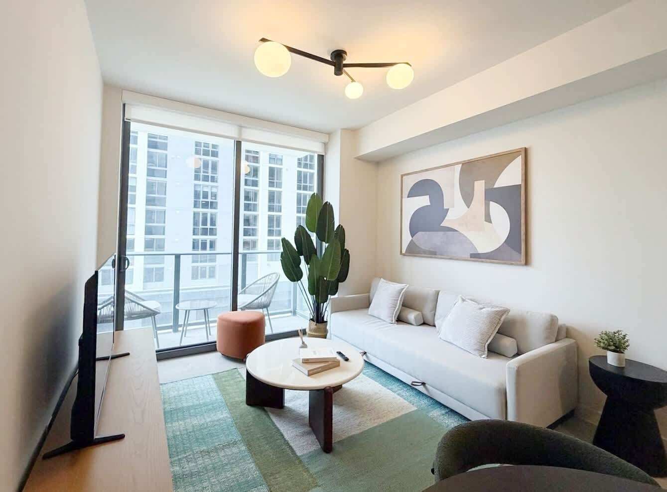 Exclusive Apartment, 1 Bedroom, City View | Living area