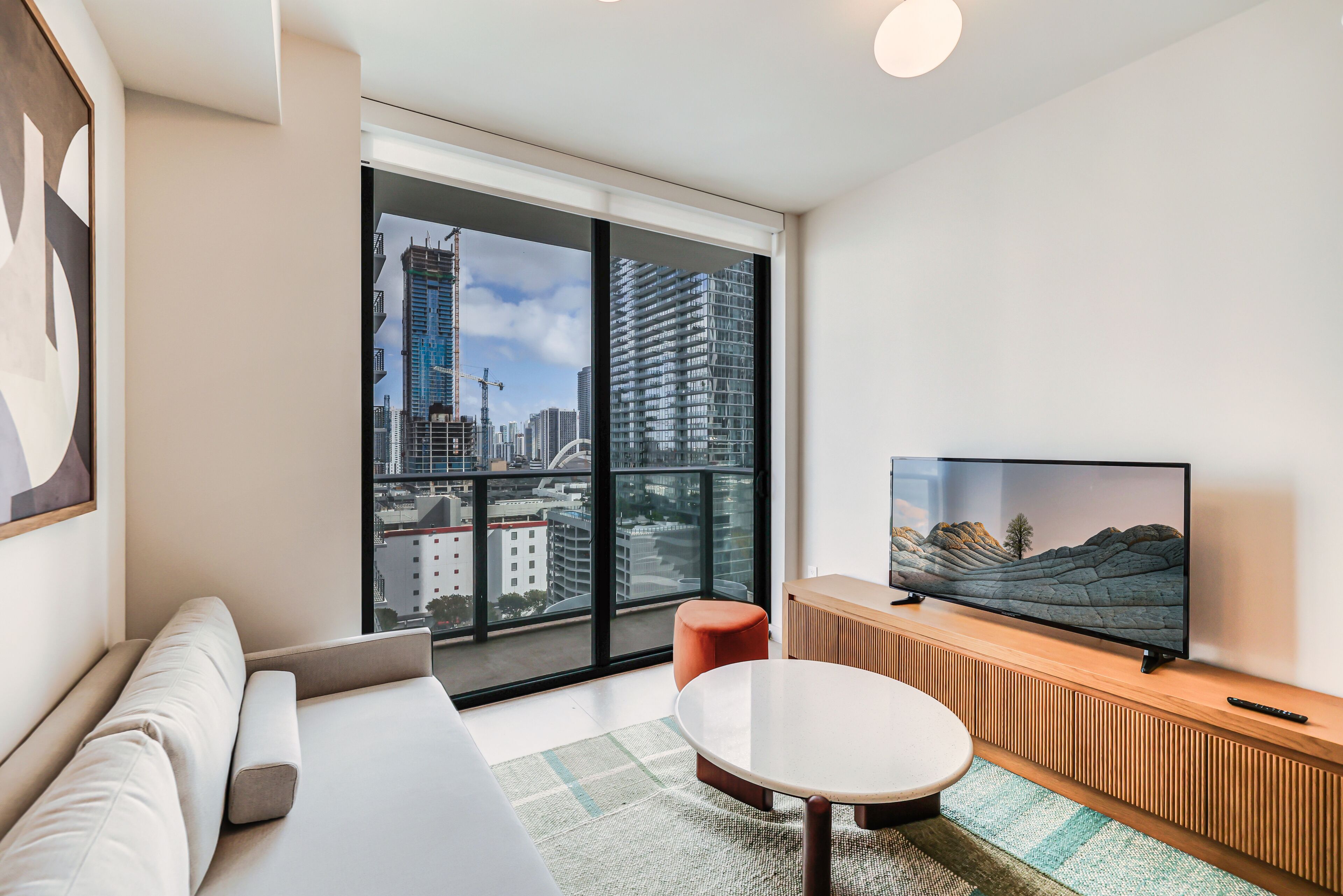 Apartment, 1 Bedroom, City View | Living area