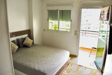 2 bedrooms, WiFi, bed sheets. Dream apartment tanger