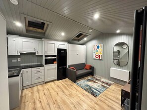 Cabin, 1 Bedroom | Interior