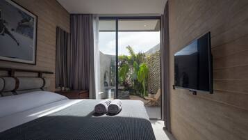 Suite Deluks, patio, pemandangan kebun