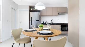 Micro-ondas, fogão, cooktop